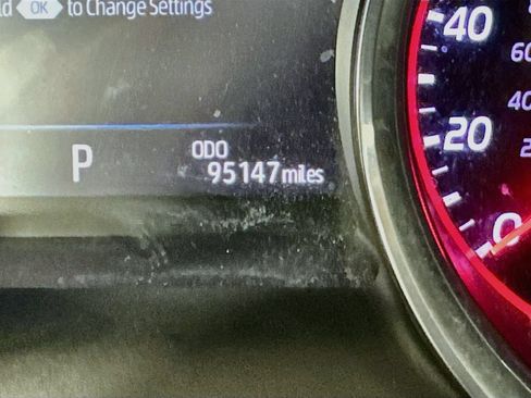 Used 2019 Toyota Camry XSE FWD image 14