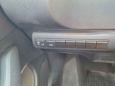 Used 2024 Toyota Corolla LE FWD image 19