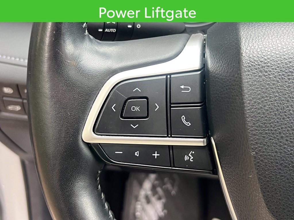 Used 2022 Toyota Highlander Platinum AWD/4WD image 16