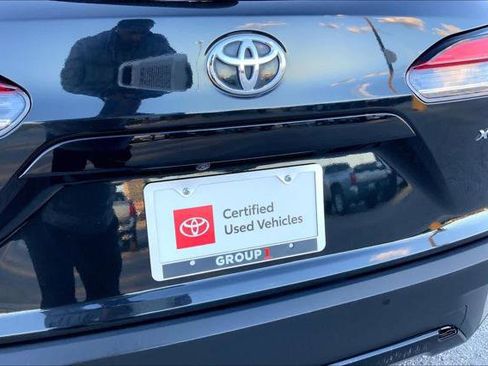 Certified 2024 Toyota Corolla Cross XLE image 10