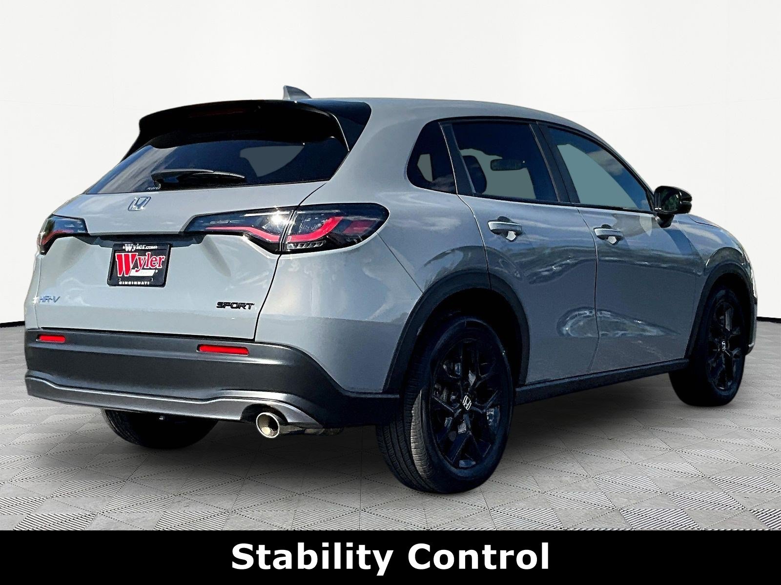 Used 2025 Honda HR-V Sport image 6