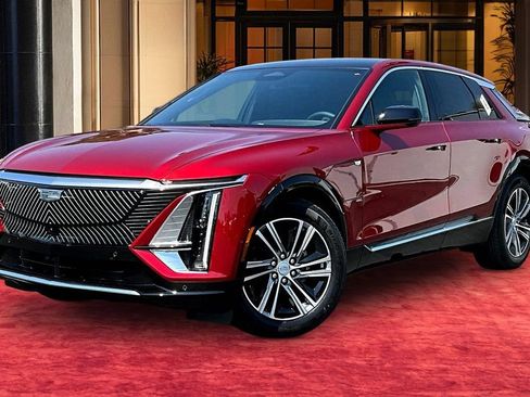 New 2026 Cadillac Lyriq Luxury w/ LPO, Floor Liner Package RWD image 1