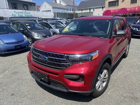 Used 2020 Ford Explorer XLT AWD/4WD image 6