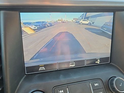 Used 2023 GMC Acadia AT4 w/ Preferred Package AWD/4WD image 13