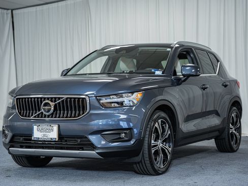 Used 2022 Volvo XC40 T5 Inscription w/ Advanced Package AWD/4WD image 3