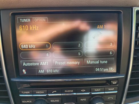 Used 2013 Porsche Panamera S w/ Comfort Pkg image 37