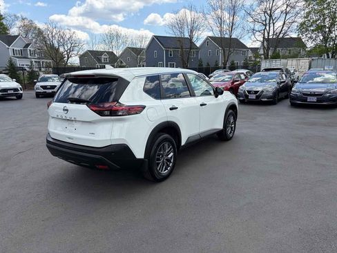 Used 2021 Nissan Rogue S AWD/4WD image 6