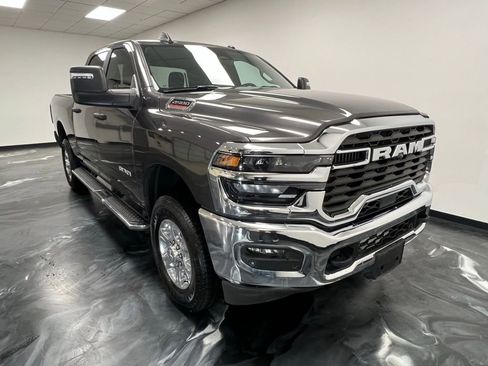 Used 2025 RAM 2500 Big Horn image 17