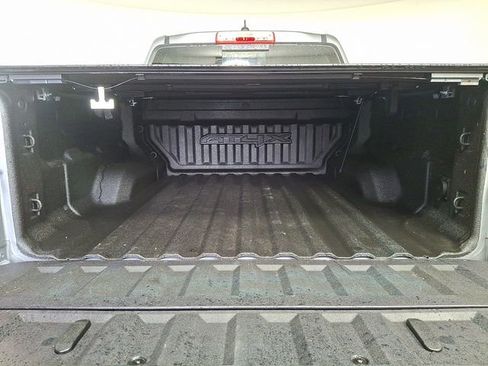 Used 2024 GMC Canyon AT4X image 29