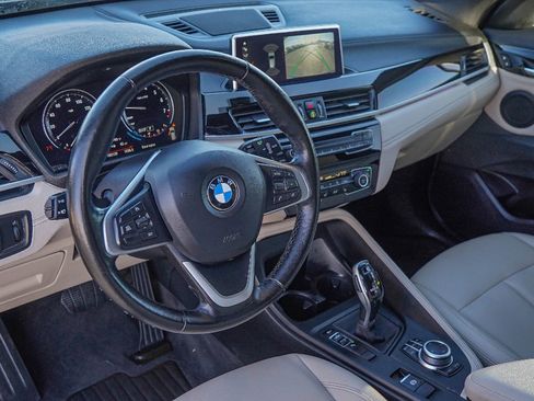 Used 2022 BMW X1 sDrive28i w/ Convenience Package image 7