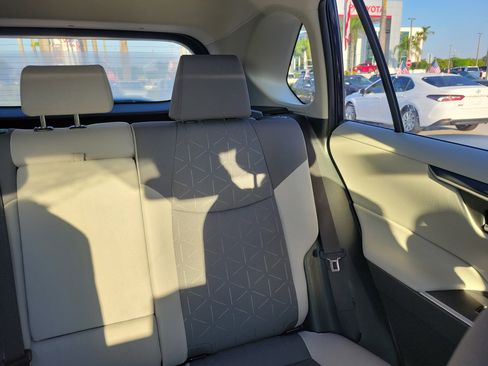Used 2025 Toyota RAV4 XLE w/ Convenience Package image 22
