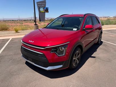 Used 2024 Kia Niro EX