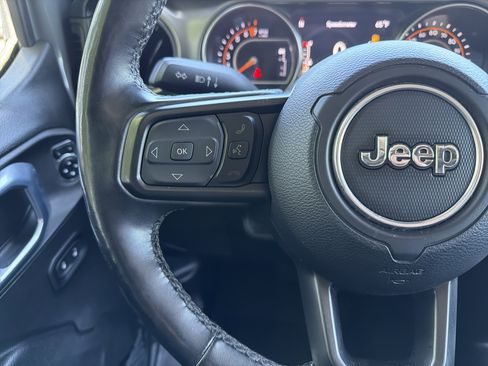 Used 2021 Jeep Wrangler Unlimited Sport AWD/4WD image 19