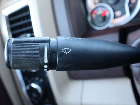 Used 2017 RAM 3500 Laramie image 32