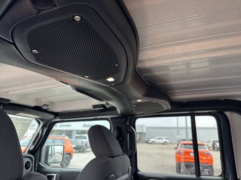 New 2026 Jeep Gladiator Rubicon image 26