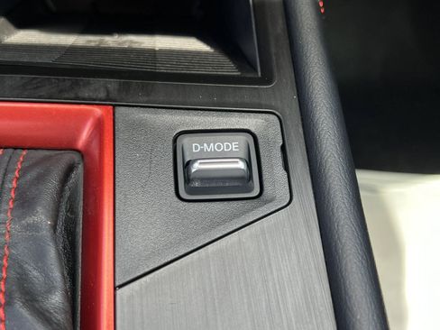 Used 2025 Nissan Kicks SR FWD image 18