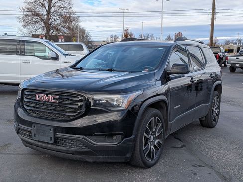 Used 2019 GMC Acadia SLT w/ Black Edition image 10