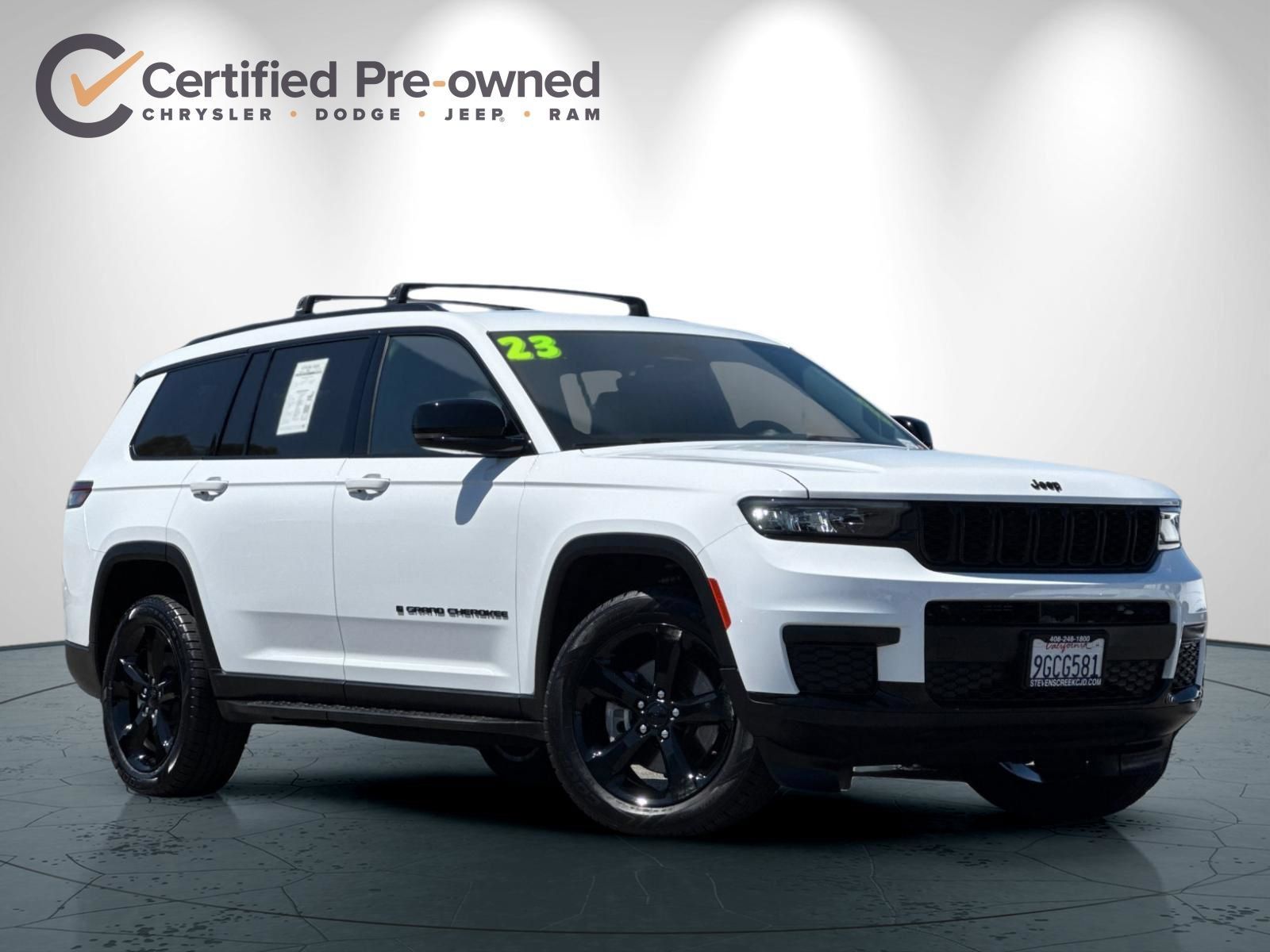 Used 2023 Jeep Grand Cherokee L Laredo AWD/4WD image 2