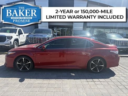 Used 2020 Toyota Camry XSE image 1