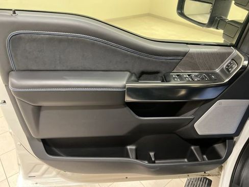 New 2025 Ford F250 Platinum AWD/4WD image 22