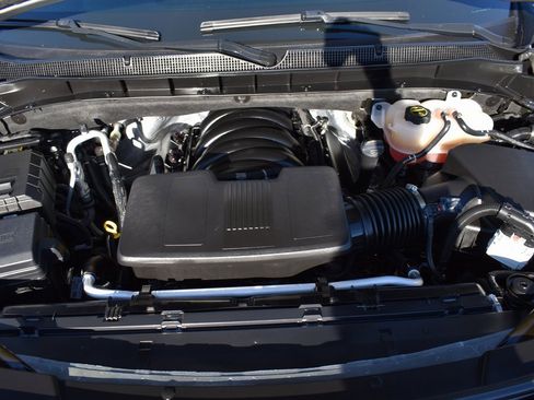 Certified 2024 Chevrolet Suburban RST w/ Luxury Package image 17