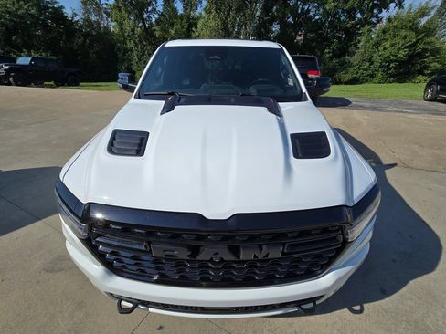 Used 2026 RAM 1500 Limited AWD/4WD image 15