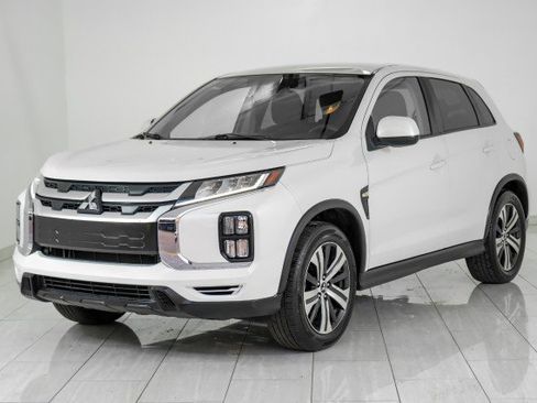 Used 2020 Mitsubishi Outlander Sport ES image 4