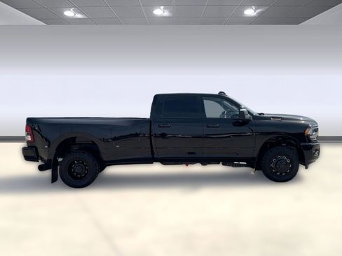 Used 2024 RAM 3500 Big Horn w/ Night Edition image 8