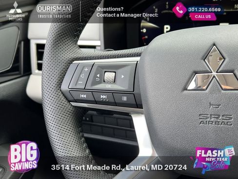 New 2025 Mitsubishi Outlander SE image 27