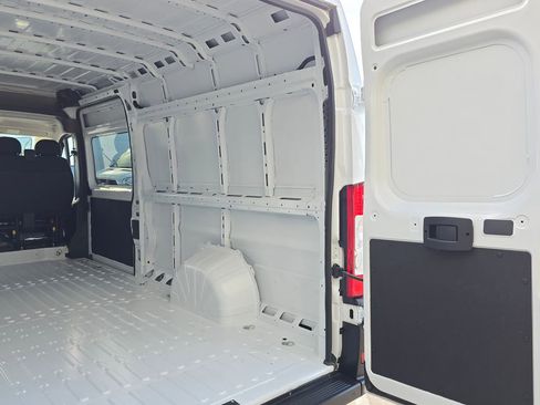 Used 2025 RAM ProMaster 3500 w/ Safety Group image 13