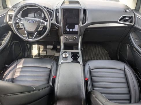 Used 2024 Ford Edge SEL w/ Convenience Package image 17