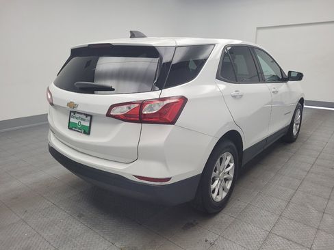 Used 2019 Chevrolet Equinox LS FWD image 9