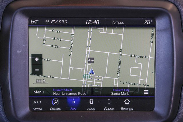 Used 2023 Jeep Renegade Latitude AWD/4WD image 14