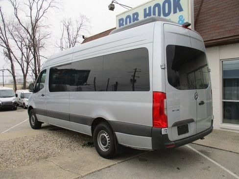 Used 2025 Mercedes-Benz Sprinter 2500 image 8