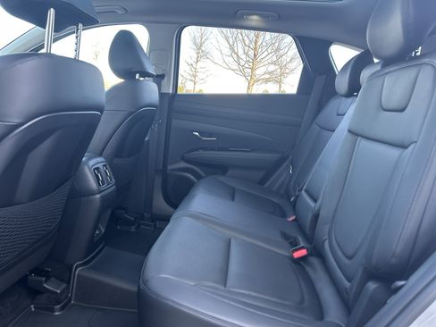 Used 2025 Hyundai Tucson Limited image 31