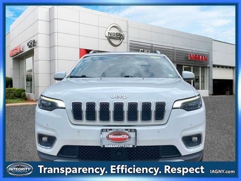 Used 2021 Jeep Cherokee Limited AWD/4WD image 2