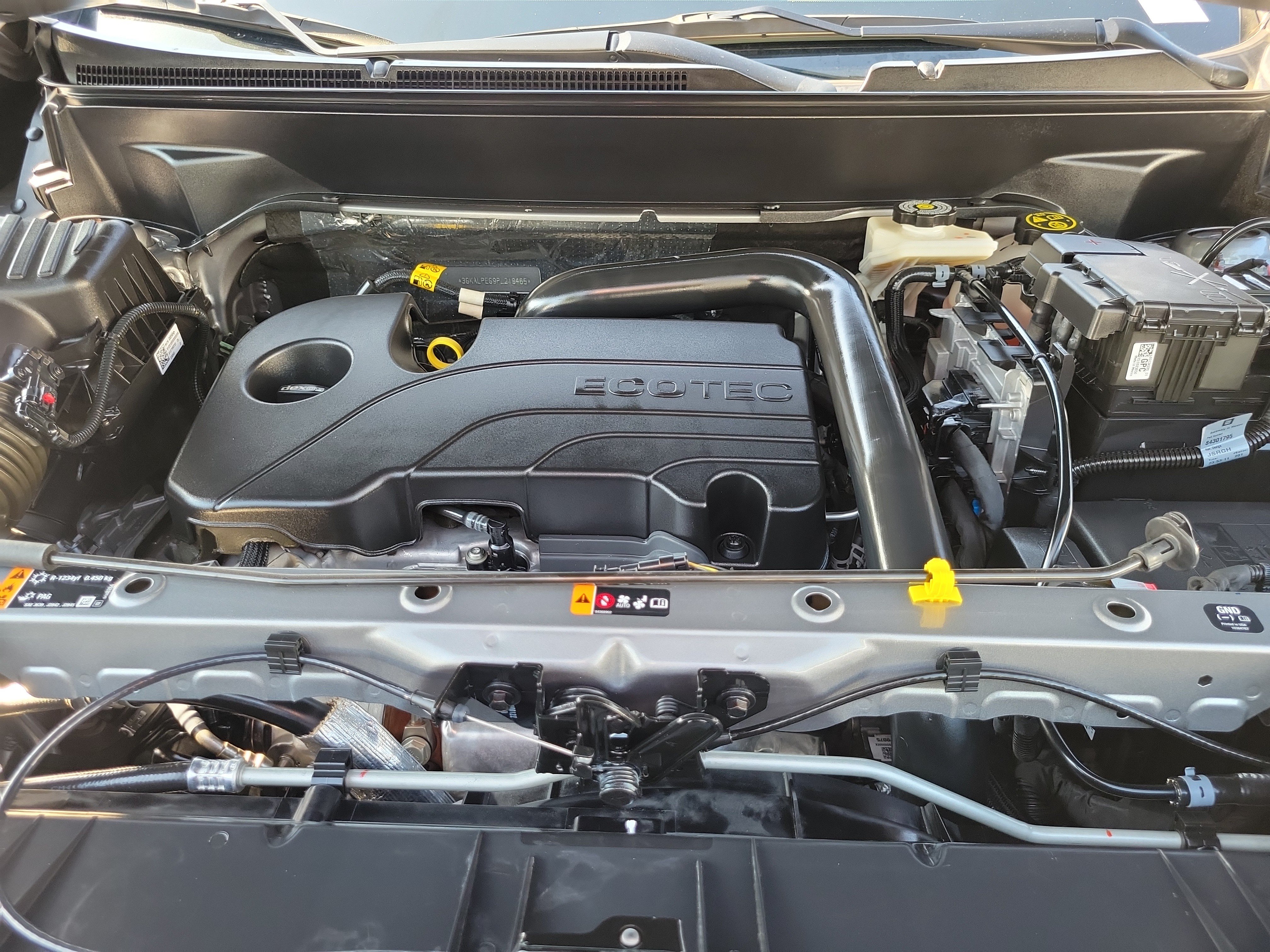 Used 2023 GMC Terrain SLT FWD image 27