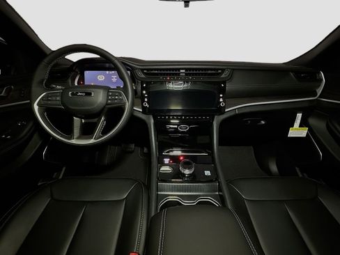 New 2026 Jeep Grand Cherokee Limited AWD/4WD image 6