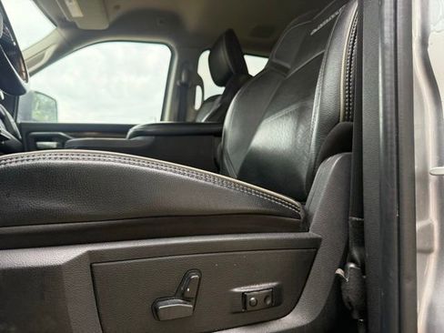 Used 2024 RAM 2500 Laramie AWD/4WD image 38
