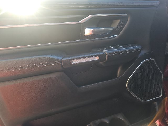 Used 2023 RAM 1500 Laramie AWD/4WD image 7