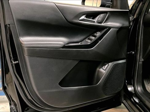 Used 2025 Chevrolet Equinox LT w/ Convenience Package II image 26