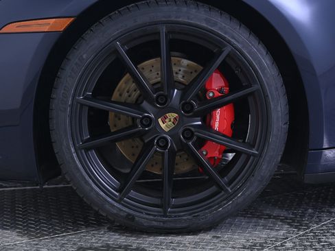 Used 2020 Porsche 911 Carrera S image 14