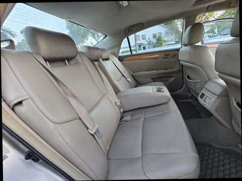 Used 2006 Toyota Avalon XLS image 14