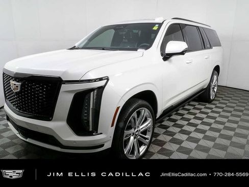 Certified 2025 Cadillac Escalade ESV Sport Platinum AWD/4WD image 1