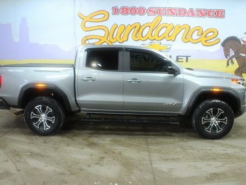 Used 2024 GMC Canyon AT4 image 1