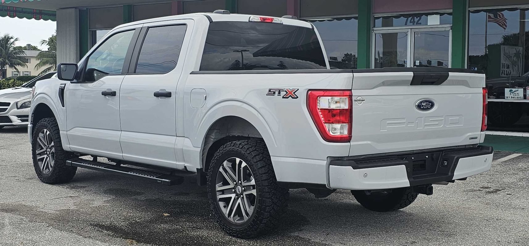 Used 2022 Ford F150 XL w/ STX Appearance Package RWD image 3