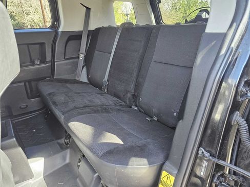 Used 2007 Toyota FJ Cruiser 4WD image 22