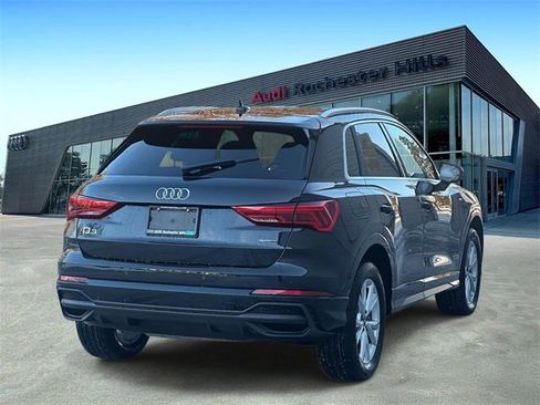 Certified 2025 Audi Q3 2.0T Premium w/ Convenience Package image 5