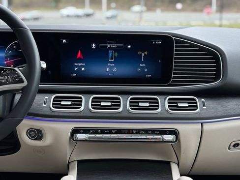 Used 2026 Mercedes-Benz GLE 350 4MATIC image 32