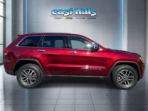 Certified 2020 Jeep Grand Cherokee Limited AWD/4WD image 2
